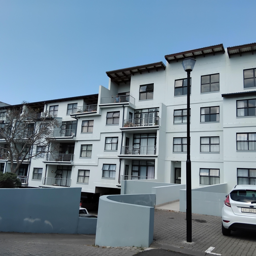 To Let 2 Bedroom Property for Rent in Royal Ascot Western Cape